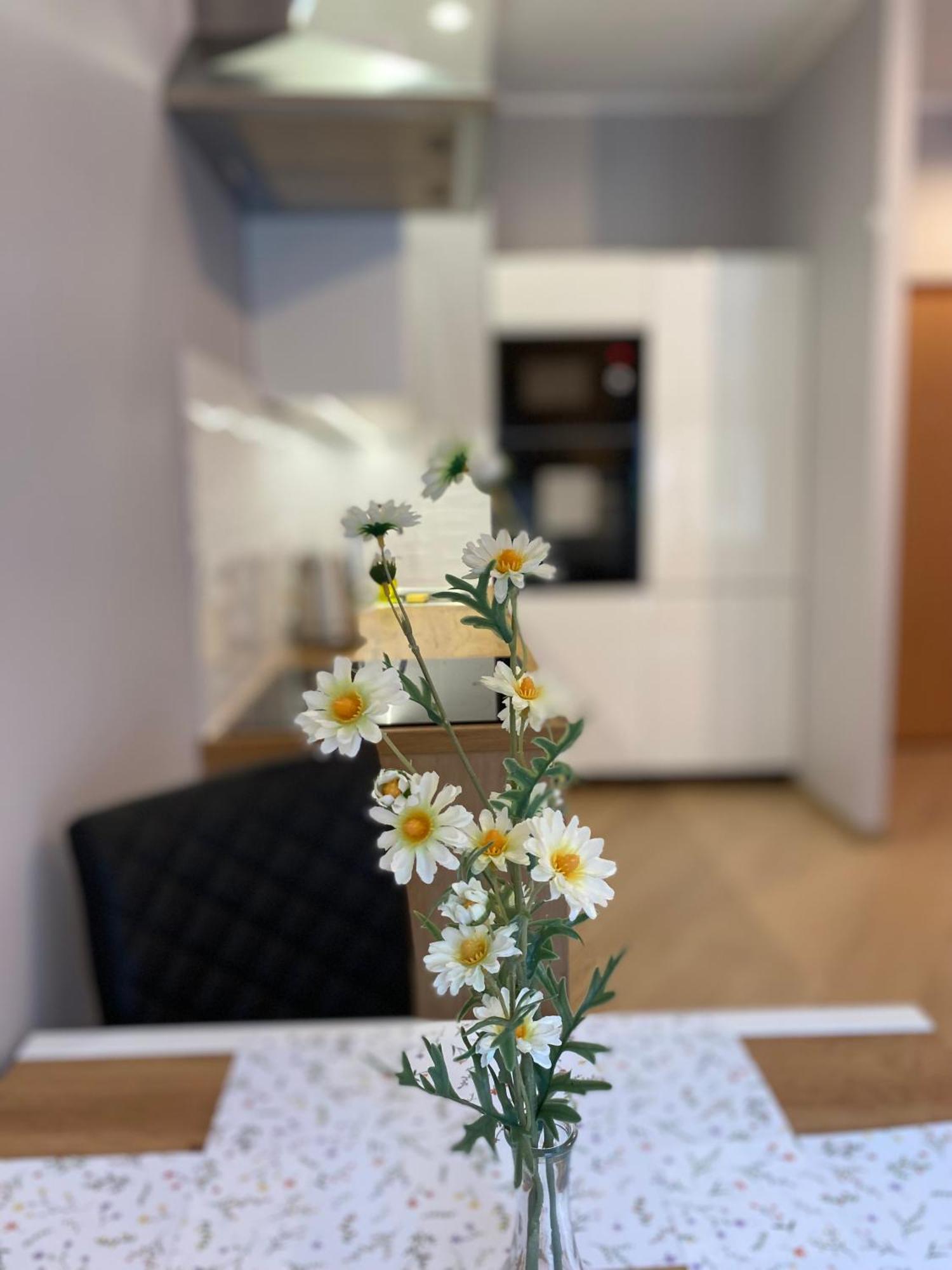 פוזנן Good Time Apartments Dabrowskiego 58 מראה חיצוני תמונה