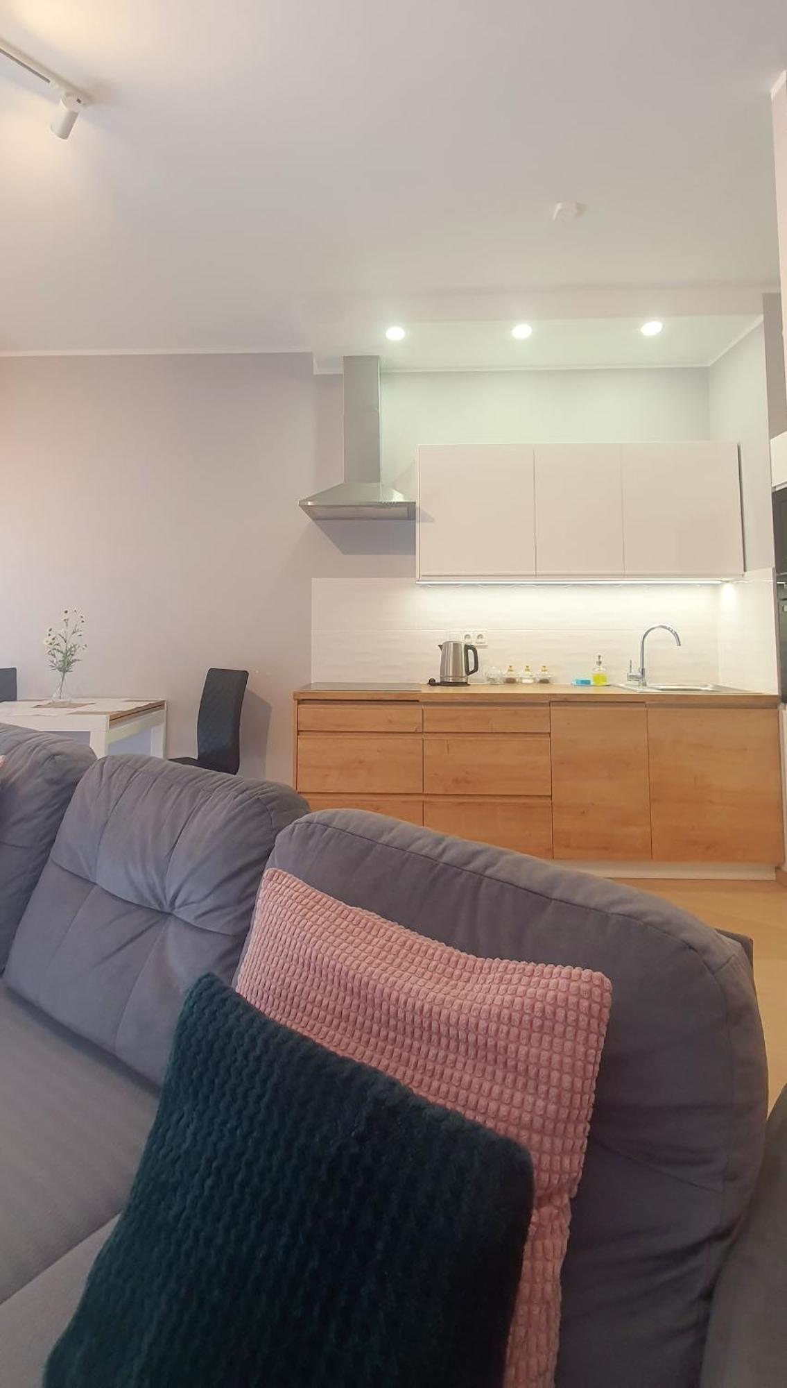 פוזנן Good Time Apartments Dabrowskiego 58 מראה חיצוני תמונה